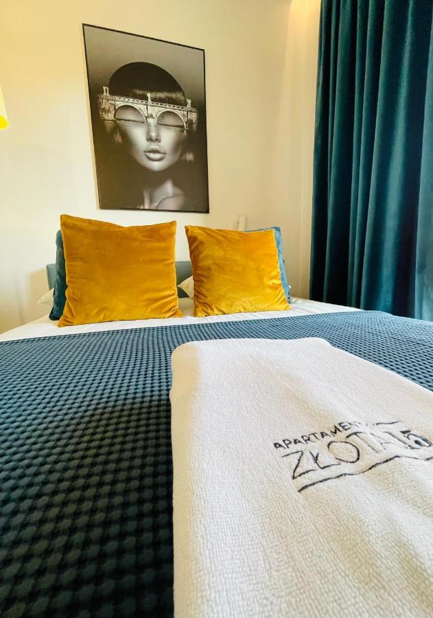 Apartamenty Zlota 15-Lotnicza Street Kielce Bagian luar foto