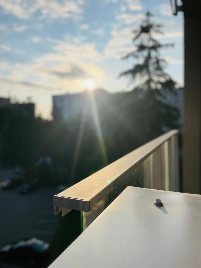 Apartamenty Zlota 15-Lotnicza Street Kielce Bagian luar foto